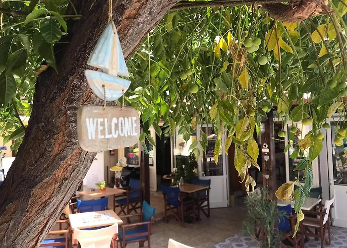 Chrysanthi Studios And Apartments Pefkos